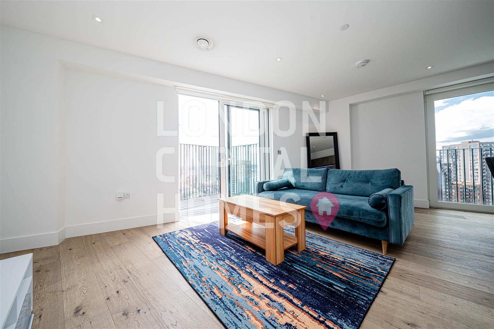 1 bed property in Exchange Garden, London